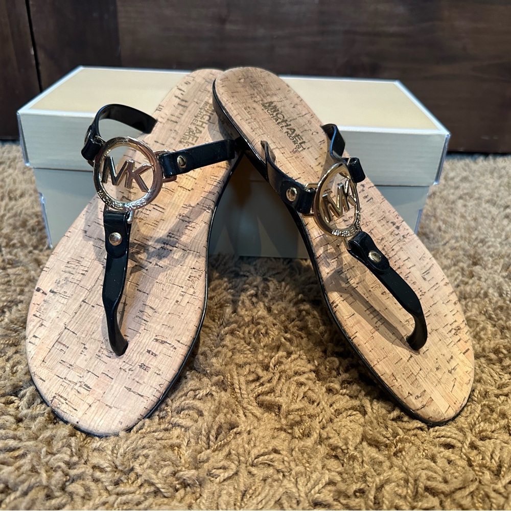 Michael Kors Charm Jelly Flip Flops